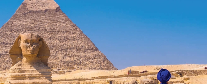 Image of the Pyramids of Giza - Famous buildings don’t just document the past, they also tell the future - Ethical Economics Blog - Shepheard Walwyn